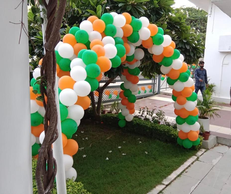 Peacock Hill Homestay Bhopal Bagian luar foto