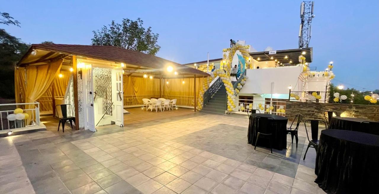 Peacock Hill Homestay Bhopal Bagian luar foto